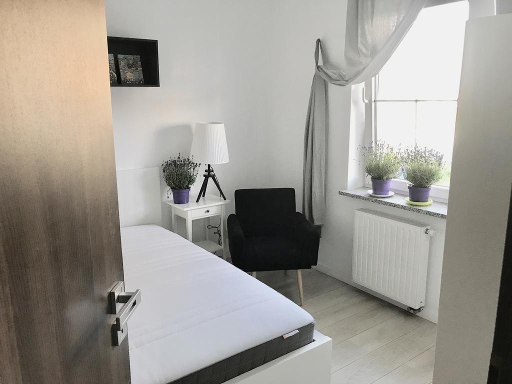 Apartament Lavender Śrem Buitenkant foto